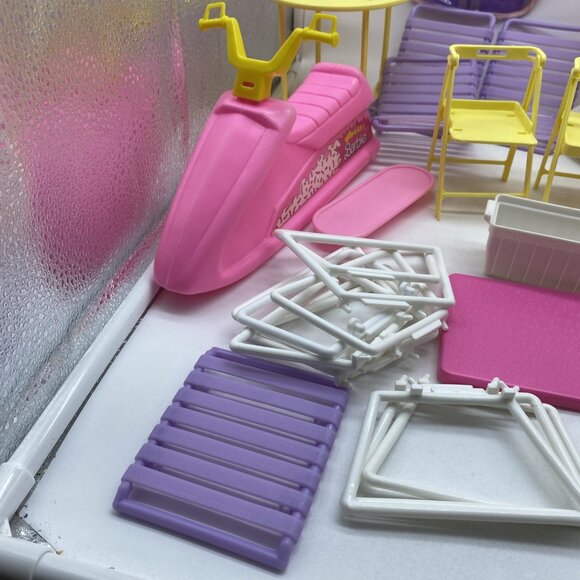 Vintage Barbie Furniture 1980’s Beach Patio Mixed Lot - Picture 7 of 9